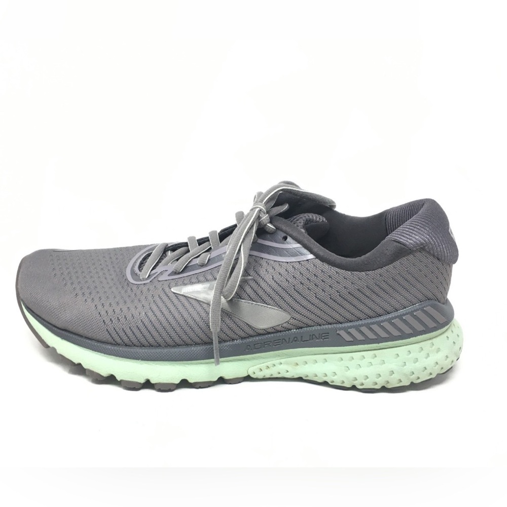 Brooks Women's Gray and Mint green teal Athletic running Shoes size 9.5